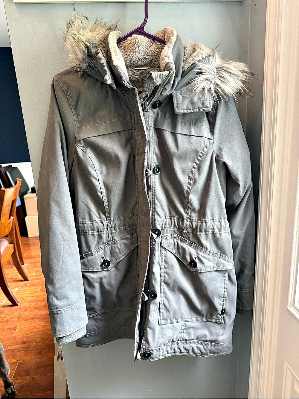 Hollister Heritage Collection Faux Fur-Lined Parka Gray Medium